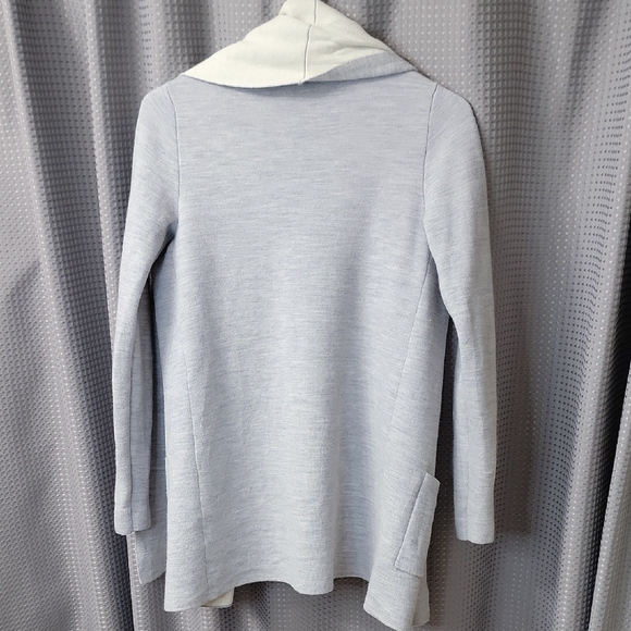 Babaton Beekman Sweater Soft and Cozy Open Cardigan Size S - Picture 8 of 8